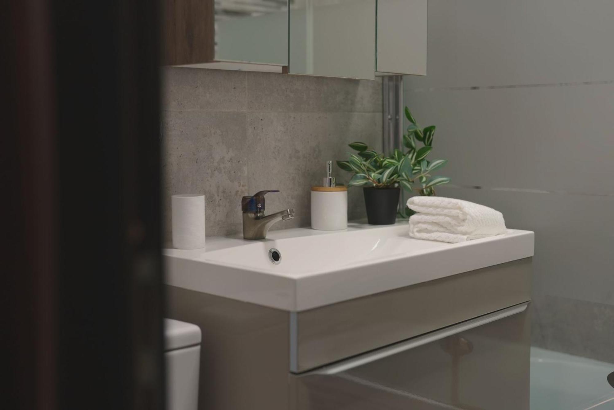 Luxury Apartament Ultracentral Of Suceava Esplanada מראה חיצוני תמונה